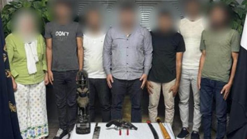عصابة الآثار المزيفة