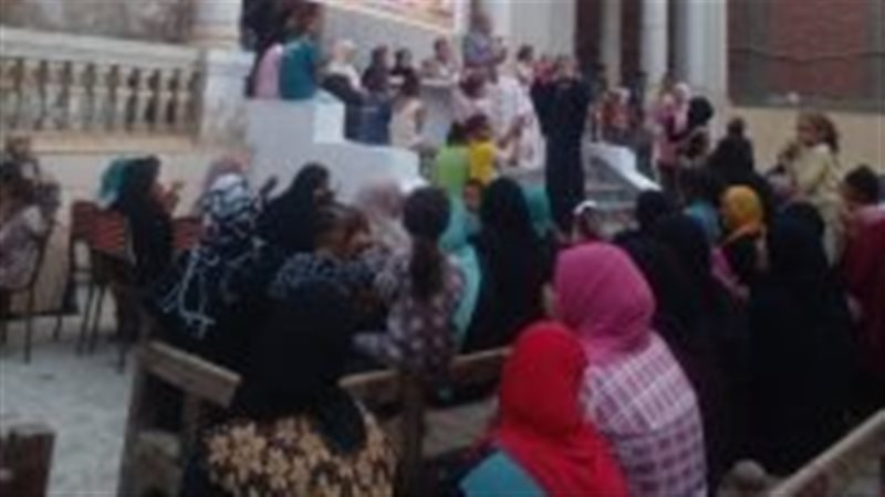  ندوة جماهيرية بقرية