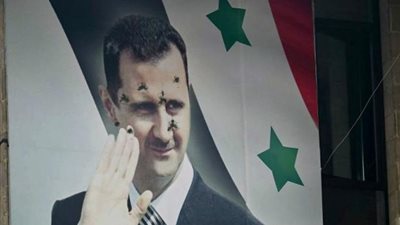 القضاء الفرنسي يطارد بشار الأسد بمذكرة توقيف ثالثة: اتهامات بجرائم حرب وهجمات كيميائية مميتة