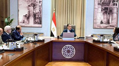رئيس الوزراء يتابع الموقف المالي للهيئة القومية للتأمين الاجتماعي وسبل تعظيم إيراداتها
