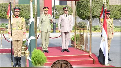 تعزيز التعاون العسكري بين مصر وباكستان خلال لقاءات وزير الدفاع ورئيس الأركان
