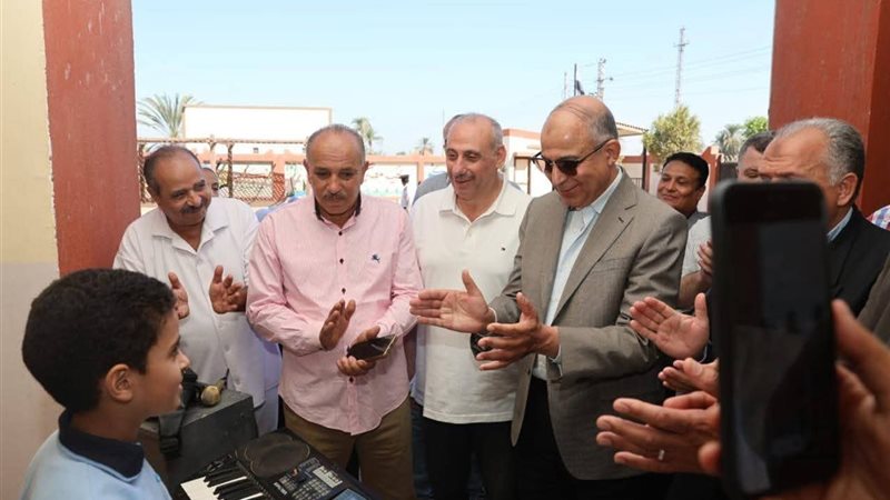 محافظ المنيا