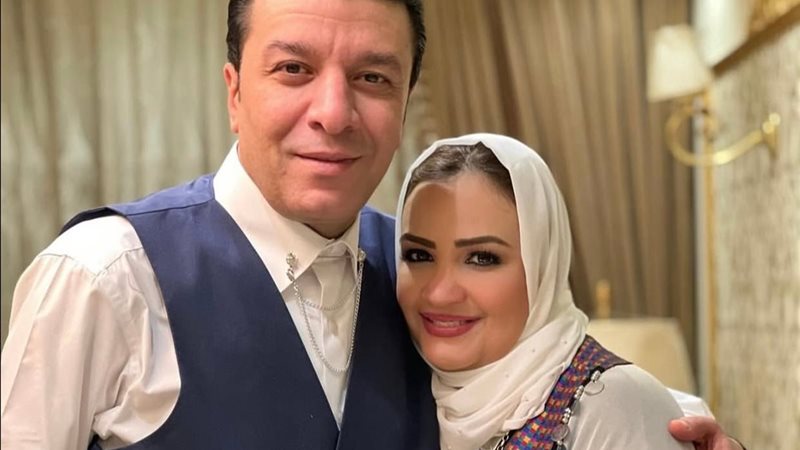 مصطفي كامل وزجته