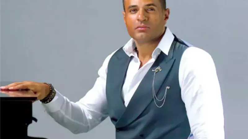 الفنان محمد نور