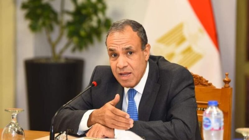 الدكتور بدر عبد العاطي،