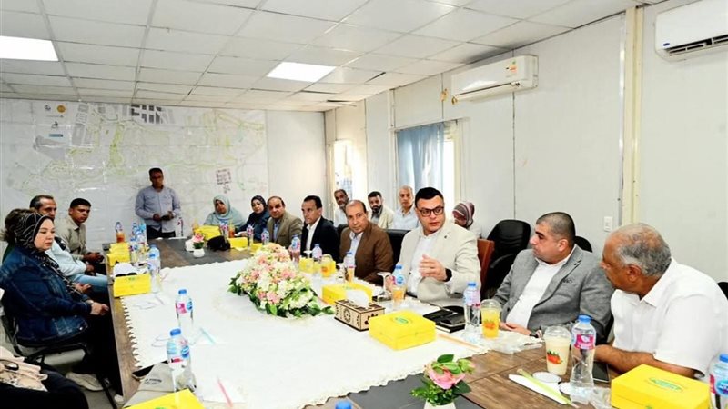 وزير الإسكان