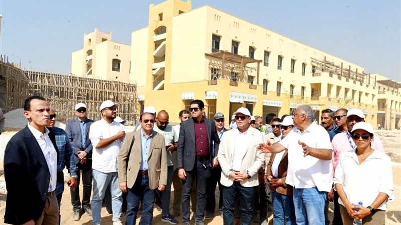 وزير الإسكان