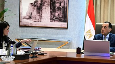 رئيس الوزراء يستعرض الموقف التنفيذي عقب إطلاق الإصدار الأول من السردية الوطنية