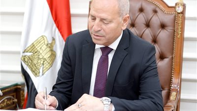 محافظ القاهرة: حركة تنقلات تكميلية بين رؤساء الأحياء بهدف تجديد الدماء