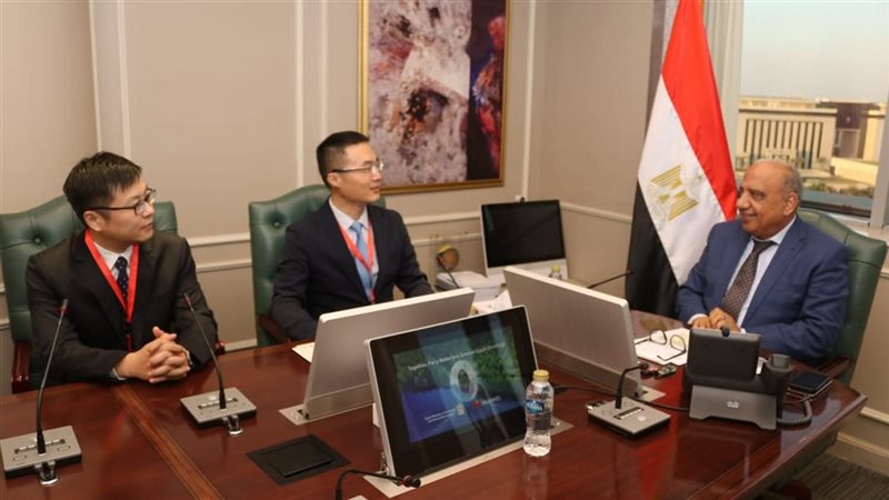 وزير الكهرباء