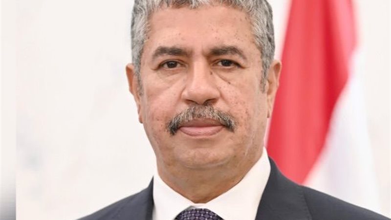 سفير اليمن لدى القاهرة خالد محفوظ بحاح