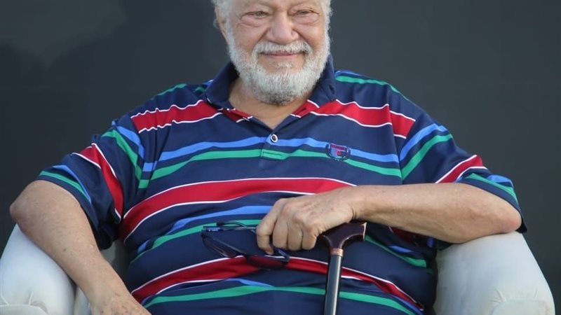 الفنان الكبير يحيى