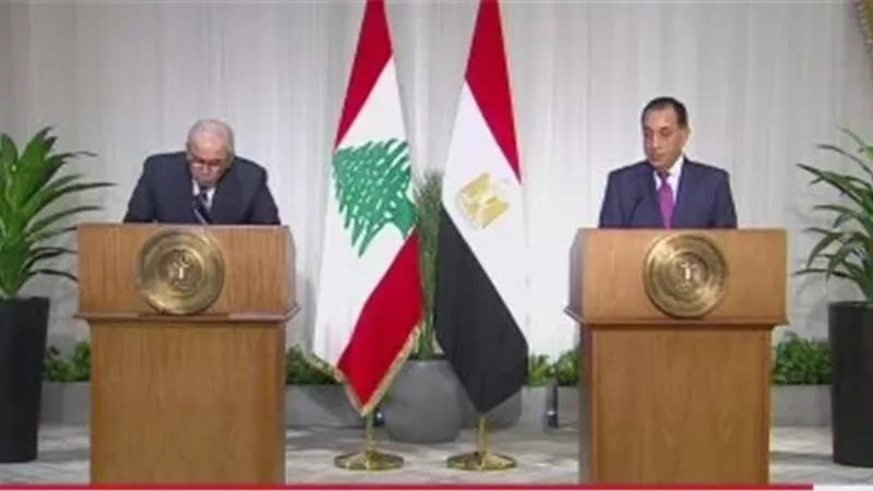 مصطفى مدبولي مع نواف