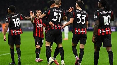 ميلان يحسم القمة الإيطالية أمام روما بهدف بافلوفيتش