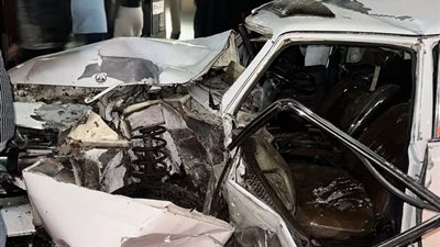 تصادم سيارتين على طريق الكورنيش بالإسكندرية يتسبب في تعطيل حركة المرور