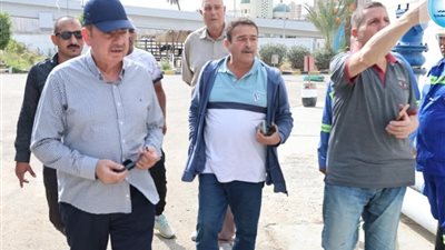 رئيس الصرف الصحي بالإسكندرية يتفقد محطة رفع الرأس السوداء