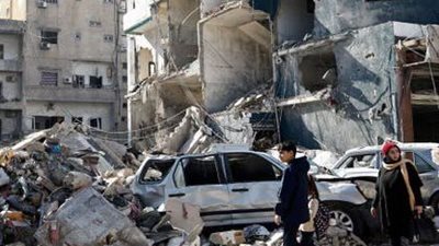 إسرائيل تشعل جبهة الجنوب مجدداً.. غارات مفاجئة على صور بدعوى استهداف مخربين تابعين لحزب الله