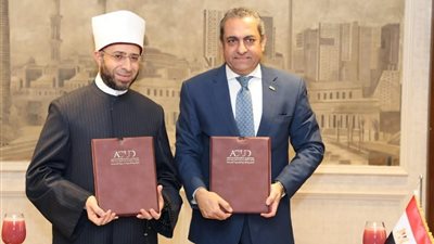 وزير الأوقاف ورئيس شركة العاصمة الإدارية للتنمية العمرانية يوقعان بروتوكول تعاون 