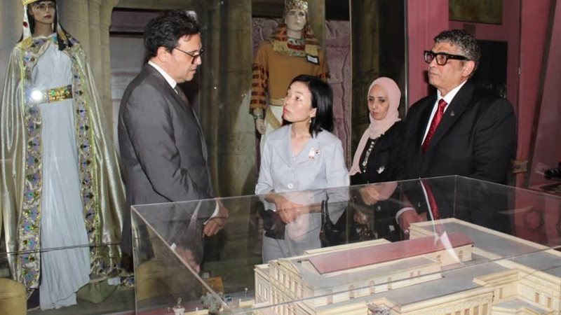 جانب من الزيارة