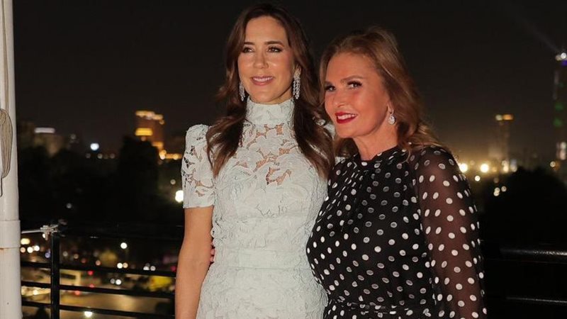 يسرا والملكة ماري،