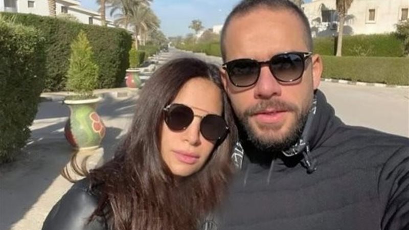 آمال ماهر وزوجها