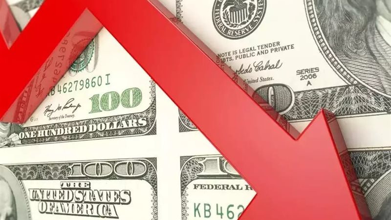 تراجع الدولار