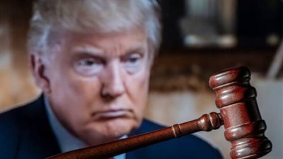 كاتب أمريكي يكشف لـ تفصيلة: صدام دستوري يهدد شرعية قرارات ترامب ويُربك الأسواق العالمية