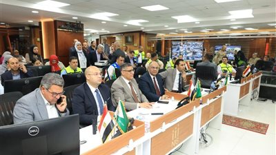 محافظ الجيزة: العملية الانتخابية جرت في أجواء هادئة تتسم بالانضباط والنزاهة والشفافية