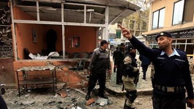 انفجار دموي يهزّ إسلام آباد.. باكستان تتوعّد بالرد بعد هجوم انتحاري تبنّته طالبان