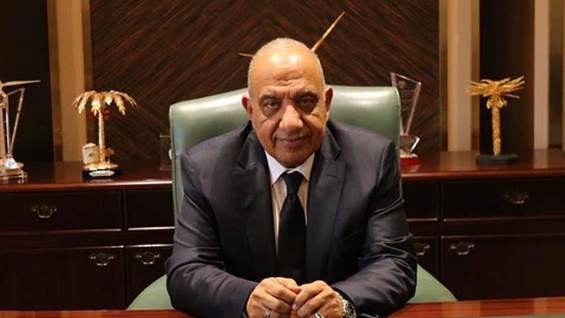 الدكتور محمود عصمت