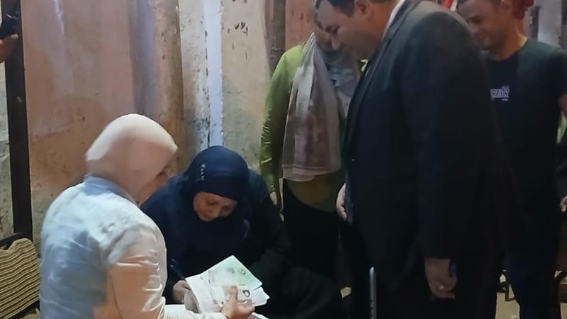 رئيس اللجنة والسيدة