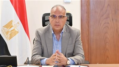 وزير الري يتابع إزالة التعديات على فرع رشيد ضمن المشروع القومي لضبط النيل