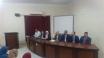 بني مزار تستضيف ندوة حول “مشروعك” وتمكين المرأة والشباب