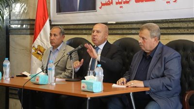 النقل: استمرار تأهيل وتدريب العنصر البشري وخلق بيئة عمل مناسبة تتسم بالعدالة والشفافية