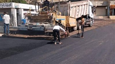 استكمال خطة تطوير الطرق بالمنيا.. الانتهاء من رصف 3 كيلومترات بالشوارع الرئيسية