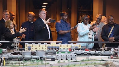 وفد برلماني من جنوب أفريقيا يشيد بتطور منظومة السكة الحديد في مصر