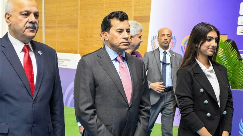 الدكتور أشرف صبحي،