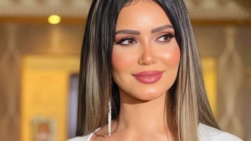 ايناس عز الدين 