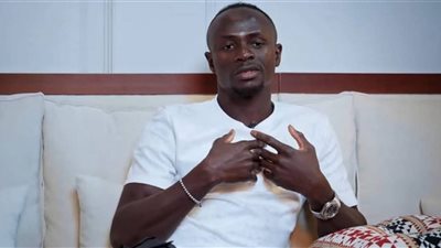 كواليس صادمة.. ماني يروي لأول مرة حقيقة خلافه مع صلاح