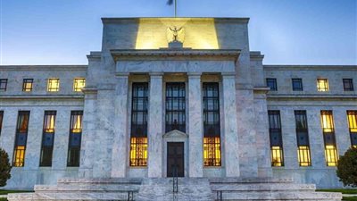 غموض حول مسار الفائدة الأمريكية.. الفيدرالي بين التثبيت أو الخفض في ديسمبر