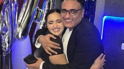 بكلمات مؤثرة.. ماس محمد رحيم تحيي الذكرى الأولى لوفاة والدها  