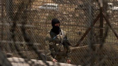 شبكة تهريب خطيرة تهز الجيش الإسرائيلي: اعتقال جنود وسوريين تورطوا في نقل أسلحة عبر قوافل عسكرية