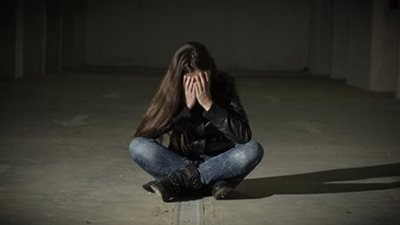 فضيحة في جامعة بالمنيا.. معيد يستغل منصبه ويبتز طالبة لإقامة علاقة آثمة أو الرسوب