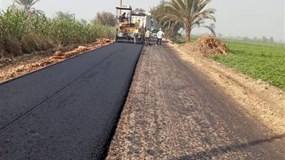 الخطة الاستثمارية تدعم بني مزار.. أعمال رصف وتجميل للشوارع الحيوية