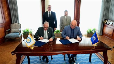 وزير البترول: نتعاون مع هيئة قناة السويس في تنفيذ استراتيجية الدولة للتحول نحو الاقتصاد الأخضر