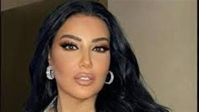 الناس في الأرياف أشرار.. سمية الخشاب تثير الجدل بتغريدات صادمة