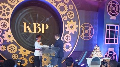 السفير البريطاني بمصر: تعلمت من المصريين لغتهم وكرمهم الذى لا ينسى