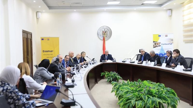 وزير التعليم العالي