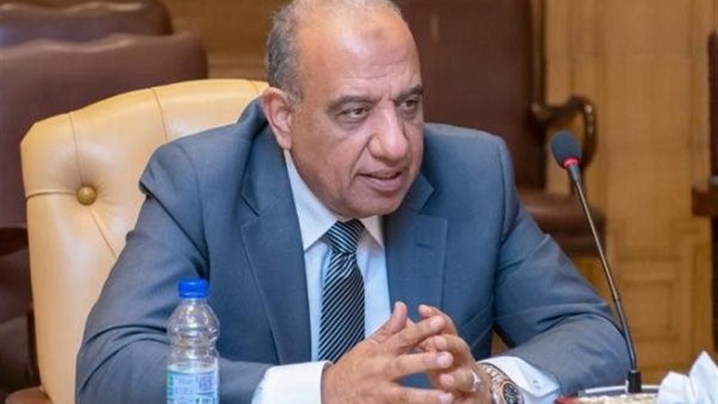  الدكتور محمود عصمت