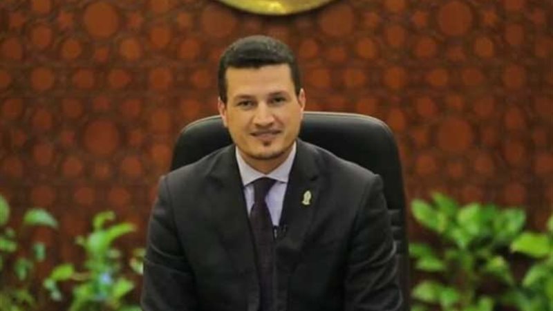 أسامة الحديدى 